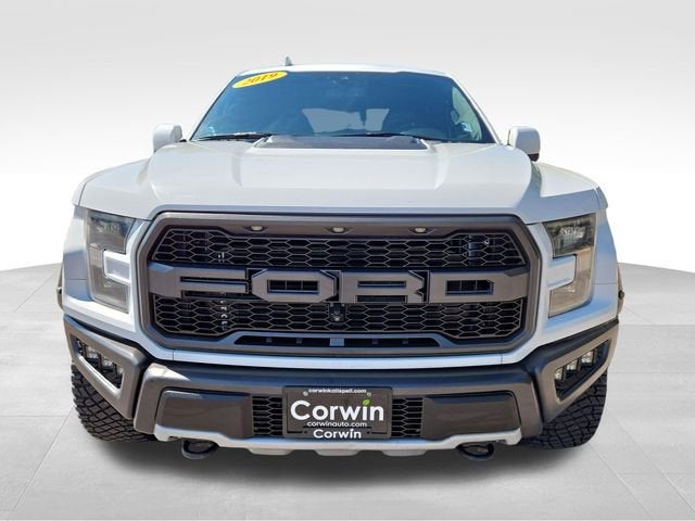 2019 Ford F-150 — interior view