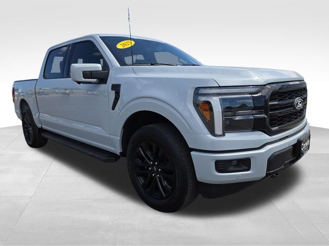 2025 Ford F-150 Lariat in Oxford White — front three-quarter view